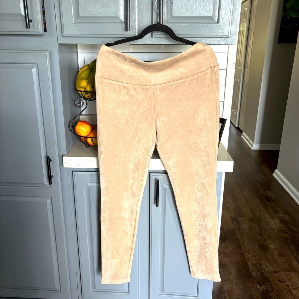 J. McLaughlin Beige Fleece Pants, NWT
